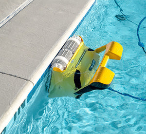 Maytronics Wave 80 Commercial Pool Cleaner Image 5